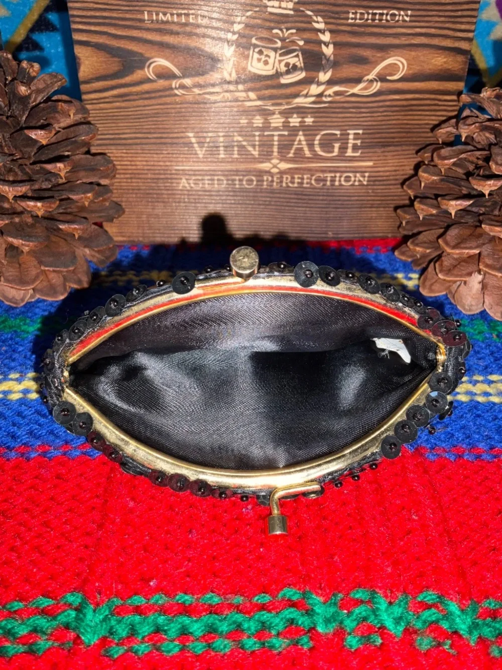 Vintage Hand- Beaded Sequin Evening Kisslock Coin Purse Pouch- Midnight Black